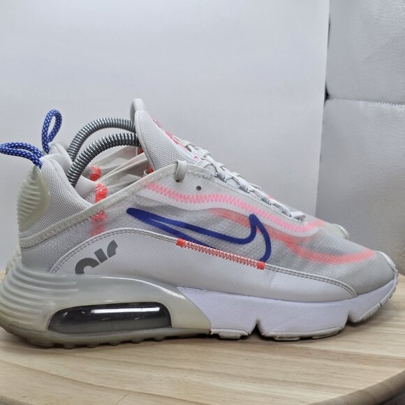 Nike Air Max 2090 Shoes Womens Size 9.5 Running CT1290-100 Sneakers - Picture 3 of 9